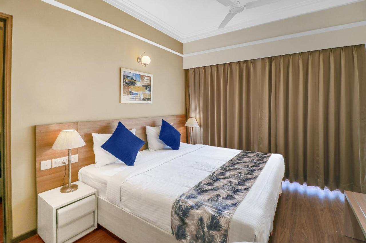 Starlit Suites Newtown Kalküta Dış mekan fotoğraf