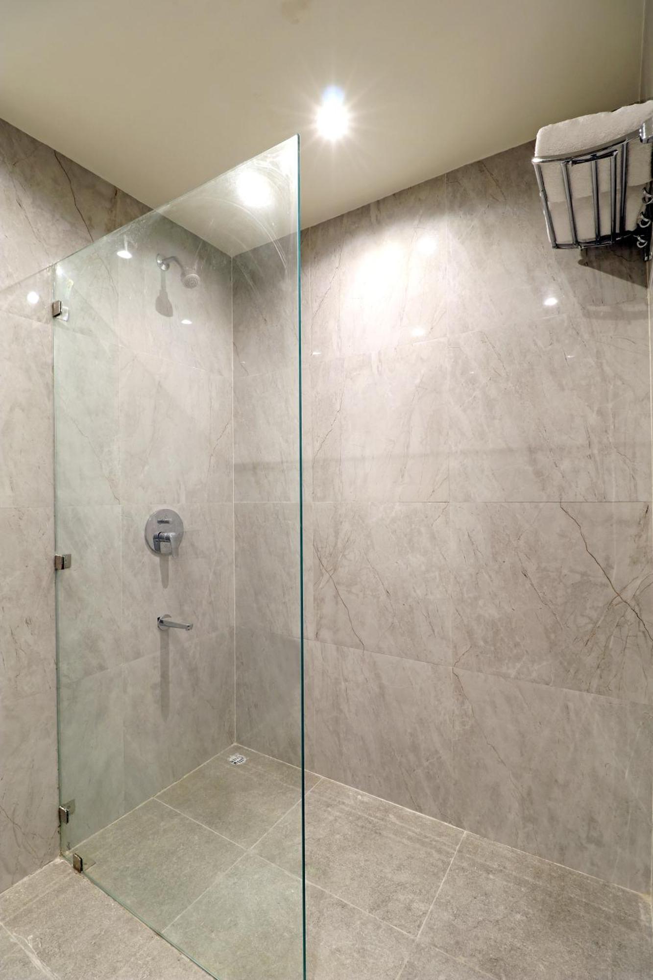 Starlit Suites Newtown Kalküta Dış mekan fotoğraf