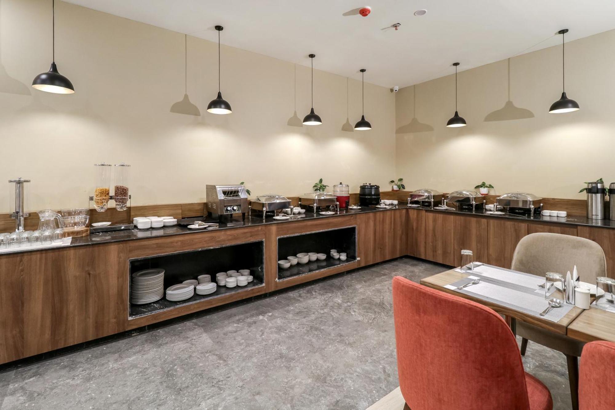 Starlit Suites Newtown Kalküta Dış mekan fotoğraf